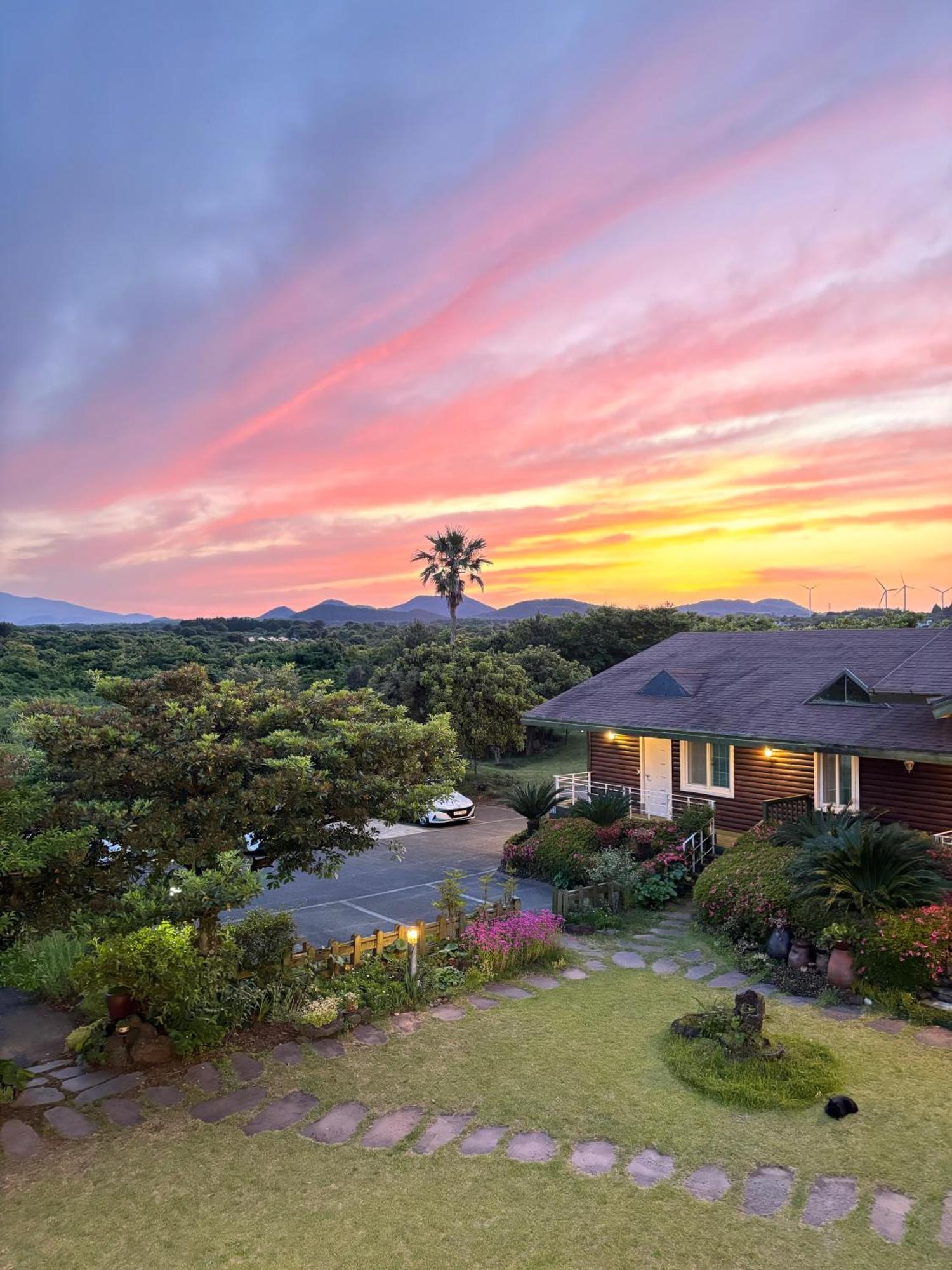 Green Narae Pension ซอกวีโพ ภายนอก รูปภาพ